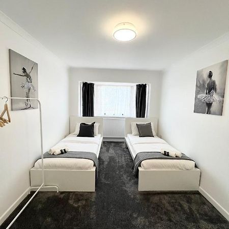 Stunning Flat In Greater London Hotell Eksteriør bilde